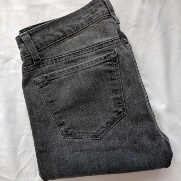 J Brand Skinny Low Rise Pencil Leg in Ghost 28 - Picture 5 of 8